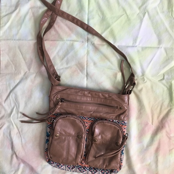 Xhilaration brand brown pleather tribal printpurse - Picture 1 of 4